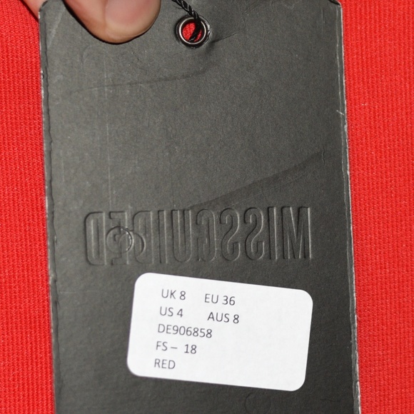 Strappy Scoop Neck Midi Dress - Picture 3 of 3